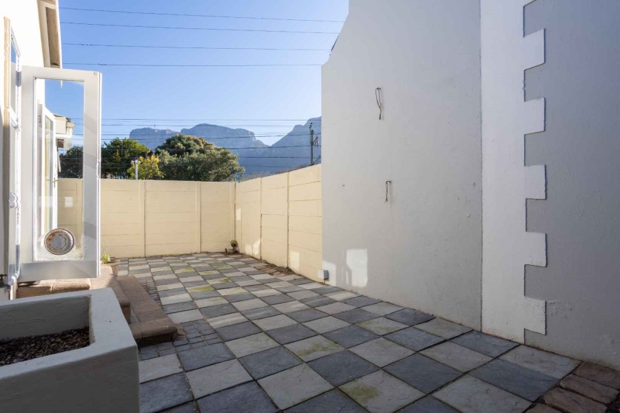 2 Bedroom Property for Sale in Rondebosch Village Western Cape